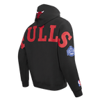 NBA CHICAGO BULLS PLAYBACK MEN'S PULL OVER HOODIE (BLACK)