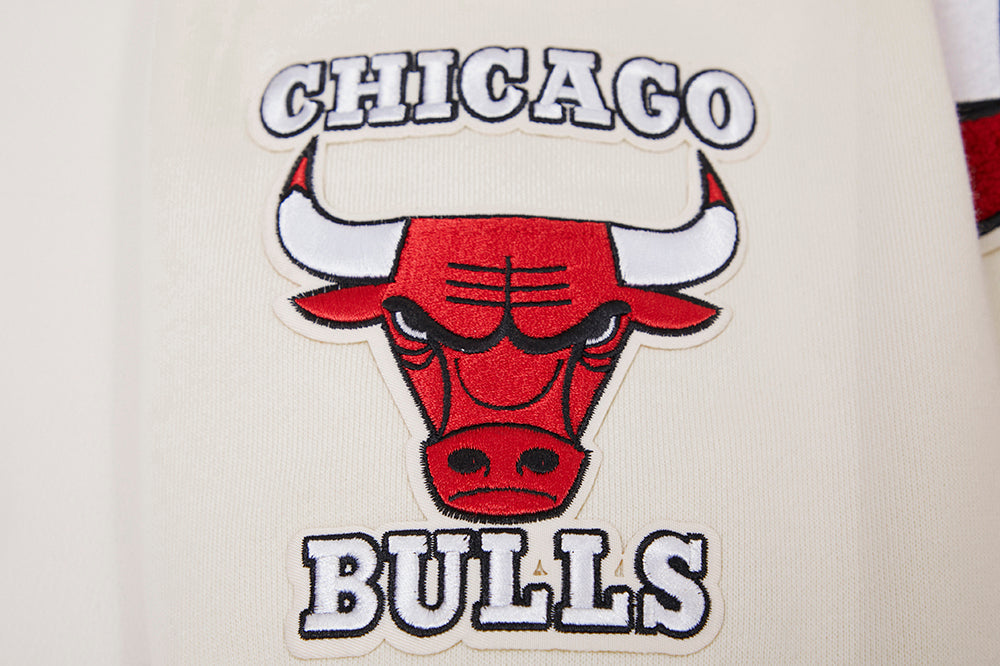 NBA CHICAGO BULLS RETRO CLASSIC CHANDAIL À CAPUCHON POUR HOMME (COQUILLE D'ŒUF/ROUGE)