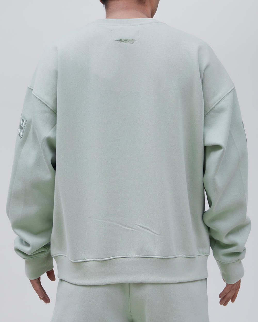 NBA CHICAGO BULLS NEUTRAL DROP SHOULDER MEN'S CREWNECK (MOSS)