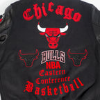 NBA CHICAGO BULLS OLD ENGLISH MEN'S RIB WOOL VARSITY JACKET (BLACK/RED/BLACK)