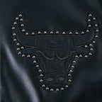 NBA CHICAGO BULLS BLACKOUT BLOUSON COLLÉGIAL EN CUIR POUR HOMME (NOIR DE JAIS)