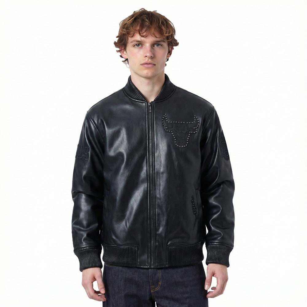 NBA CHICAGO BULLS BLACKOUT BLOUSON COLLÉGIAL EN CUIR POUR HOMME (NOIR DE JAIS)