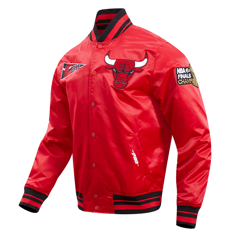 NBA CHICAGO BULLS RETRO CLASSIC BLOUSON EN SATIN À BORDS CÔTELÉS POUR HOMME (ROUGE/NOIR)