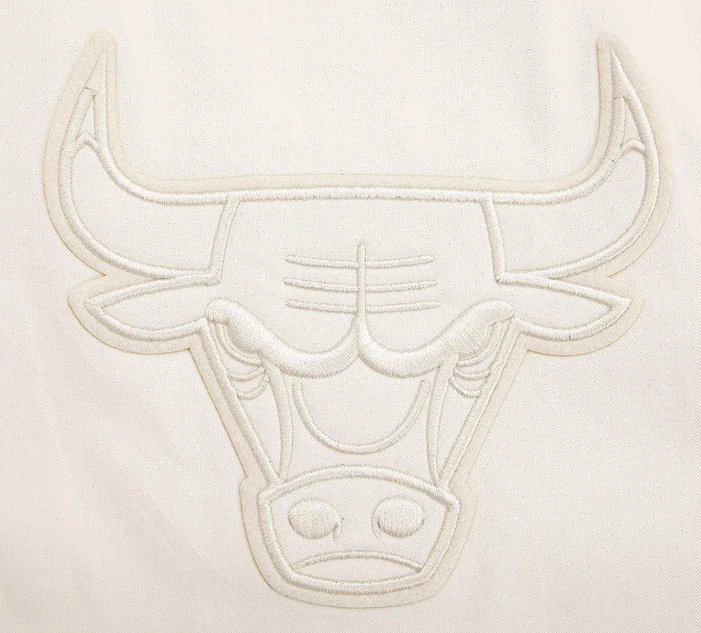 NBA CHICAGO BULLS NEUTRAL MEN'S  TWILL JACKET (EGGSHELL)