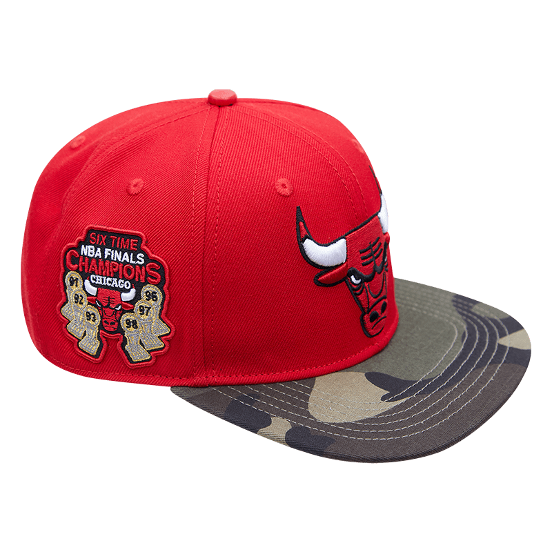 NBA CHICAGO BULLS LOGO UNISEX SNAPBACK HAT CAMO (RED/CAMO)