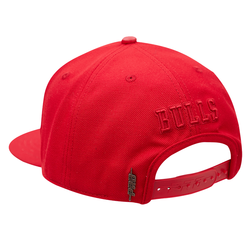 NBA CHICAGO BULLS CLASSIC TRIPLE RED WOOL UNISEX SNAPBACK HAT (TRIPLE RED)