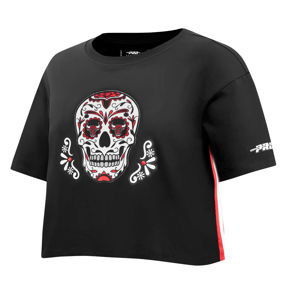 NBA CHICAGO BULLS SUGAR SKULL WOMEN'S SINGLE JERSEY BOXY TEE (BLACK)