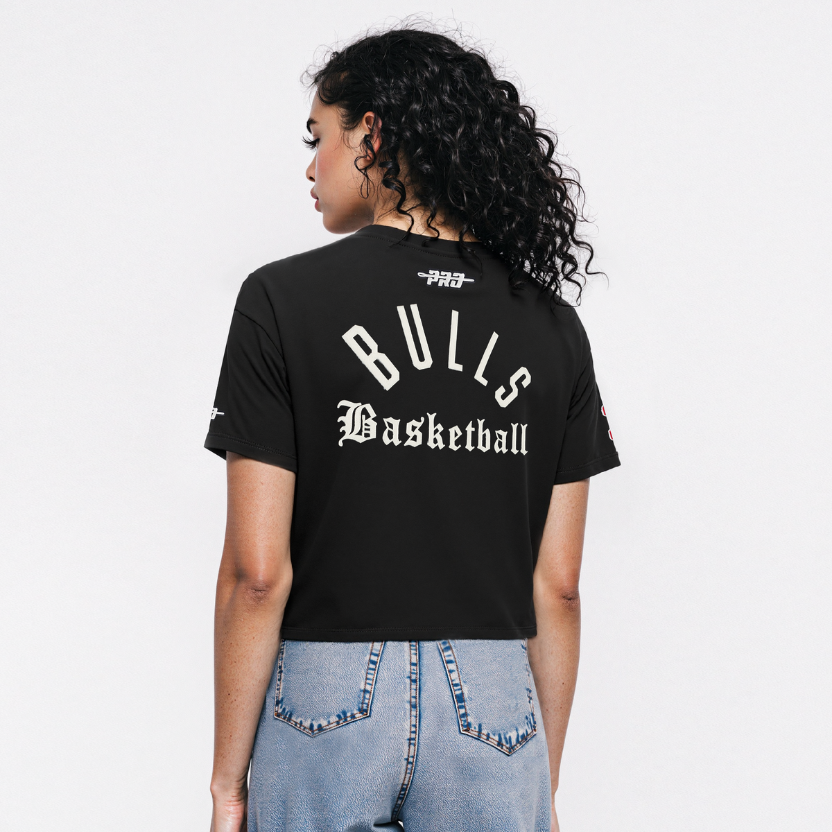 NBA CHICAGO BULLS MODERN ORIGINALS T-SHIRT EN JERSEY SIMPLE À COUPE CARRÉE POUR FEMME (NOIR)