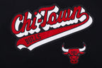 NBA CHICAGO BULLS SCRIPT TAIL WOMEN'S RIB FLEECE CROPPED PULLOVER HOODIE (BLACK/RED/BLACK)