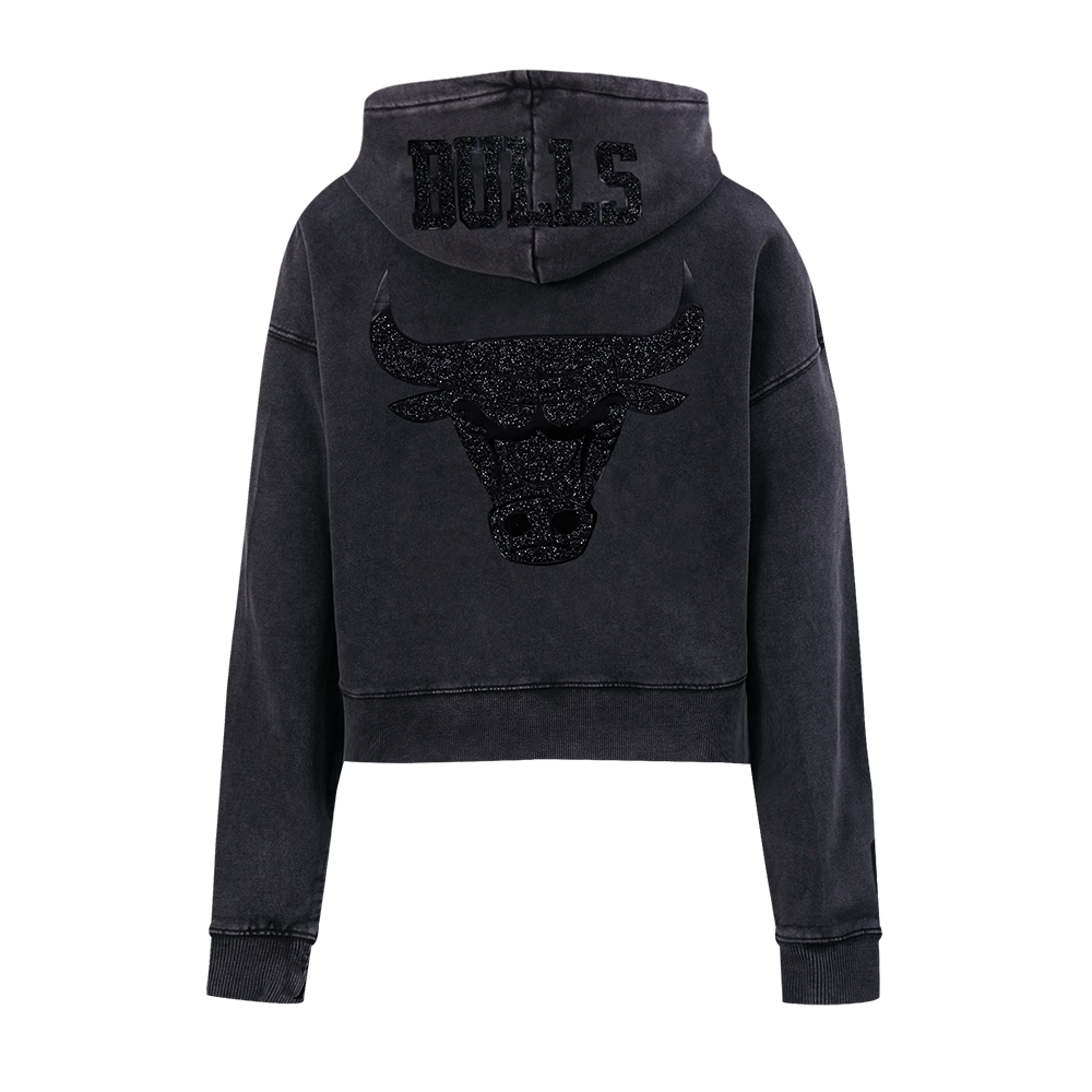 NBA CHICAGO BULLS WASHED CRYSTALLINE WOMEN'S CROPPED PULLOVER HOODIE (WASHED BLACK)