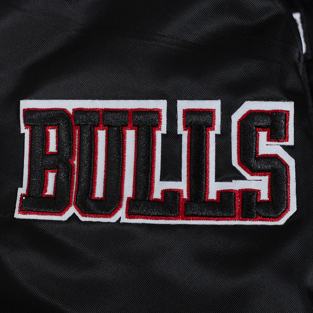 NBA CHICAGO BULLS GAME DAY CLASSICS WOMEN'S SATIN JACKET (BLACK)
