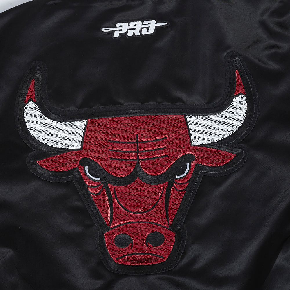 NBA CHICAGO BULLS GAME DAY CLASSICS WOMEN'S SATIN JACKET (BLACK)