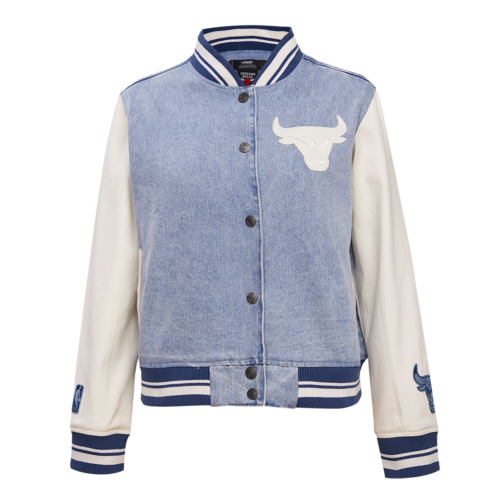 NBA CHICAGO BULLS VARSITY BLUES BLOUSON COLLÉGIAL EN DENIM POUR FEMME (DENIM/LIN)