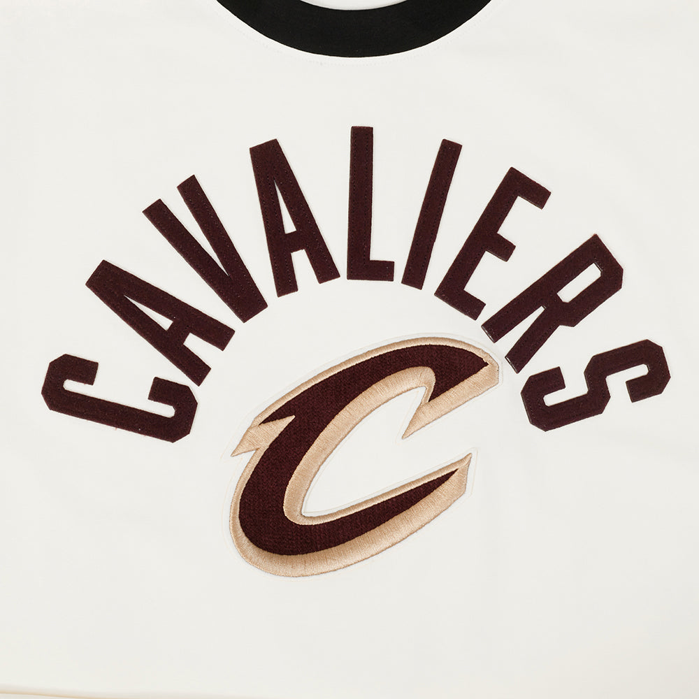 NBA CLEVELAND CAVALIERS MODERN ORIGINALS MEN'S RINGER TEE (EGGSHELL/ BLACK)
