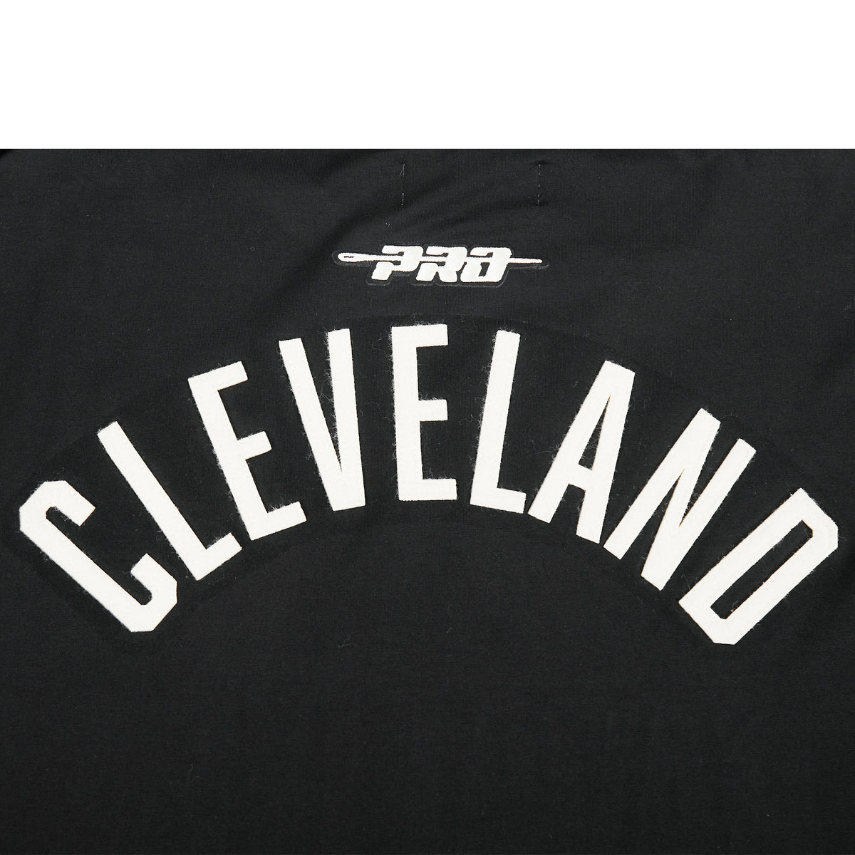 NBA CLEVELAND CAVALIERS MODERN ORIGINALS T-SHIRT EN JERSEY SIMPLE POUR HOMME (NOIR)
