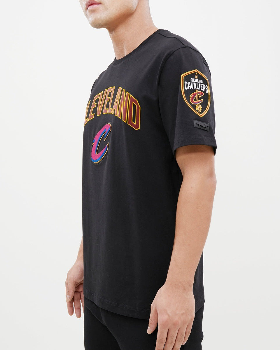 NBA CLEVELAND CAVALIERS CLASSIC BRISTLE MEN'S TEE (BLACK)