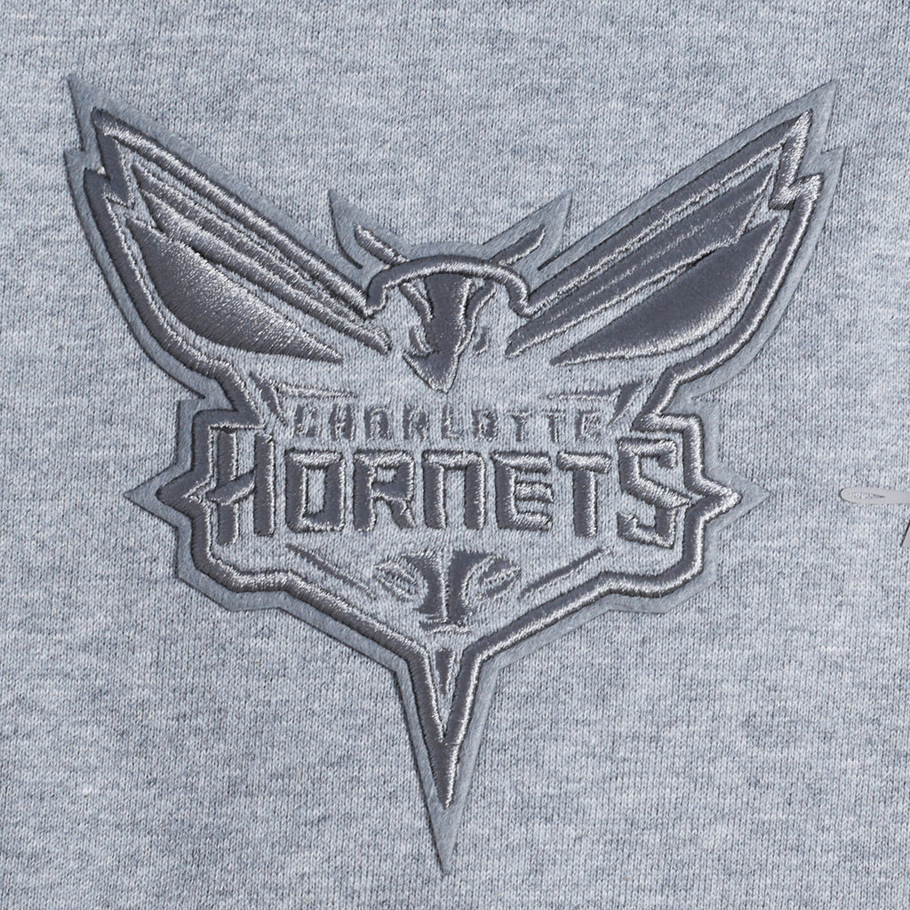 NBA CHARLOTTE HORNETS NEUTRAL SHORT POUR HOMME (GRIS CHINÉ FONCÉ)