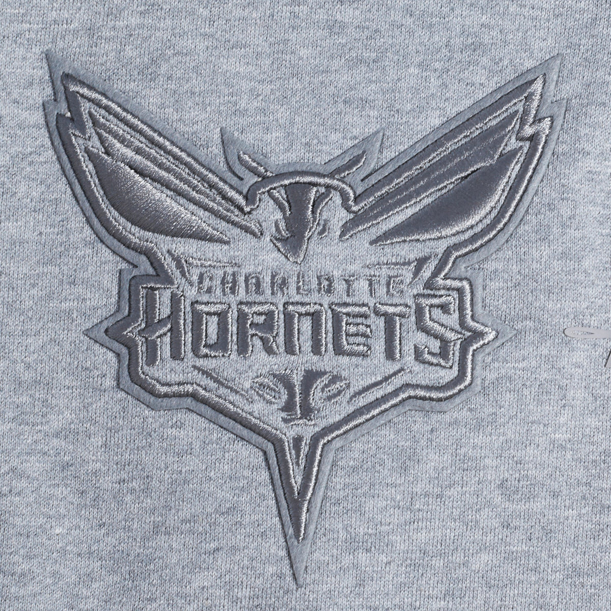 NBA CHARLOTTE HORNETS NEUTRAL SHORT POUR HOMME (GRIS CHINÉ FONCÉ)