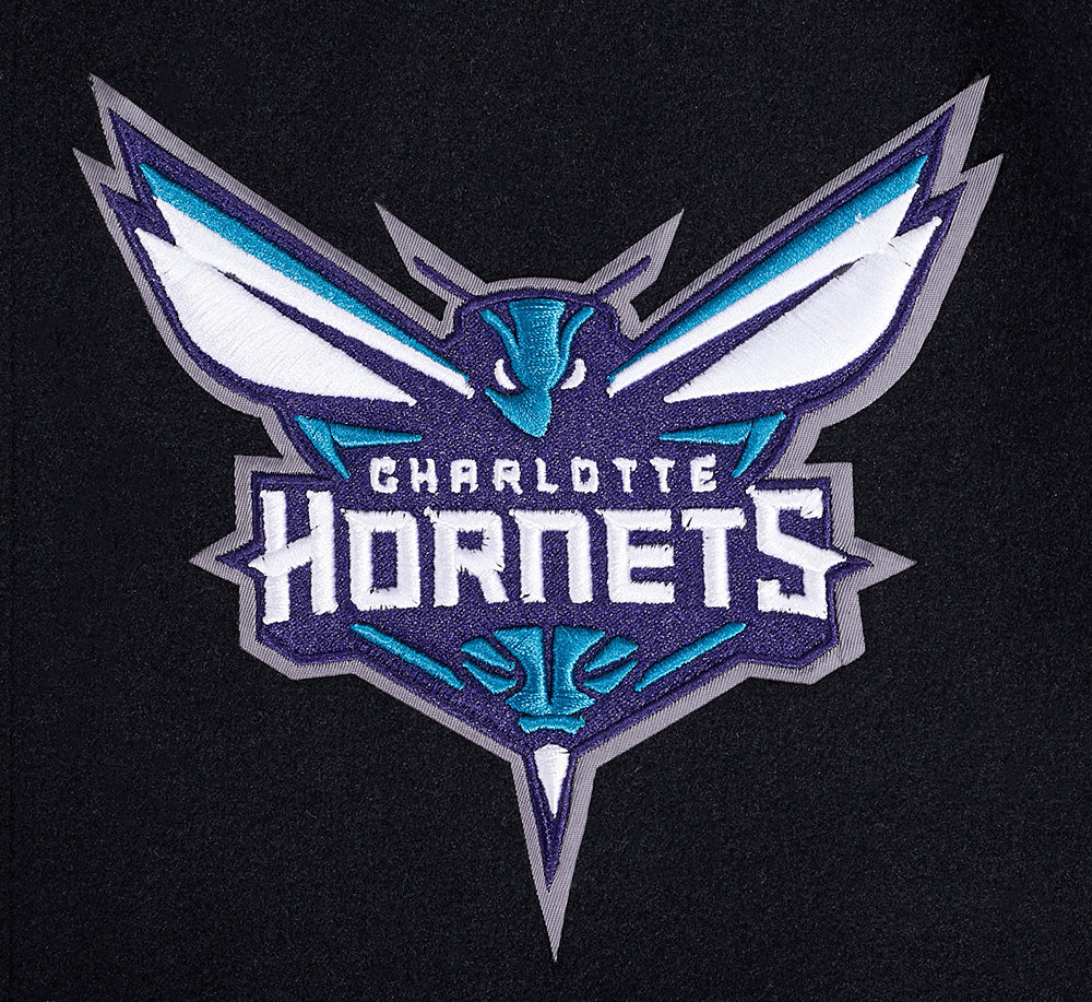 NBA CHARLOTTE HORNETS SCRIPT TAIL MEN'S VARSITY JACKET (BLACK/GRAY)
