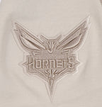 NBA CHARLOTTE HORNETS NEUTRAL T-SHIRT À COUPE CARRÉE POUR FEMME (TAUPE)