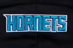 NBA CHARLOTTE HORNETS SCRIPT TAIL CHANDAIL À CAPUCHON COURT EN MOLLETON CÔTELÉ POUR FEMME (NOIR)