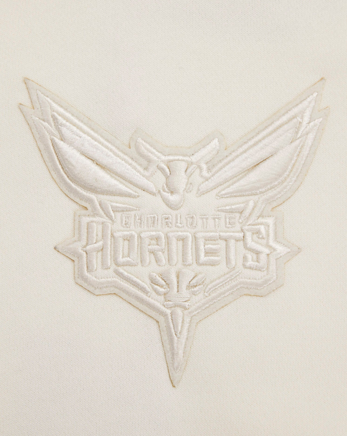 NBA CHARLOTTE HORNETS NEUTRAL CHANDAIL À CAPUCHON COURT POUR FEMME (COQUILLE D'ŒUF)
