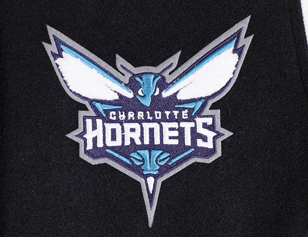 NBA CHARLOTTE HORNETS SCRIPT TAIL WOMEN'S WOOL VARSITY JACKET (BLACK/WHITE)