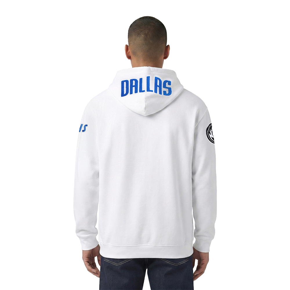 BDM552655-WHT-MODEL-2