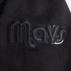 NBA DALLAS MAVERICKS TRIPLE BLACK CHANDAIL À CAPUCHON EN MOLLETON POUR GARÇON JUNIOR (NOIR)