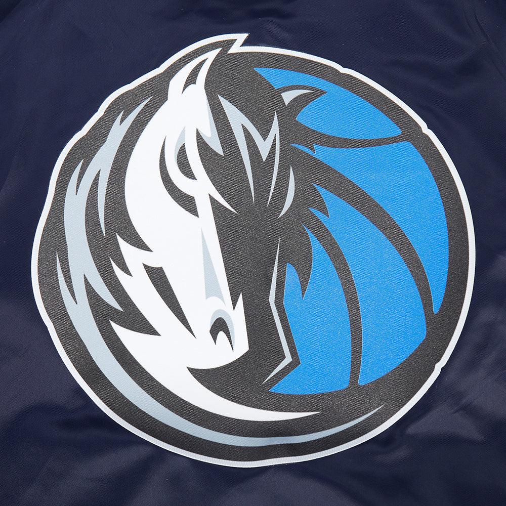 NBA DALLAS MAVERICKS CLASSIC BLOUSON EN SATIN POUR GARÇON JUNIOR (MARINE MINUIT)