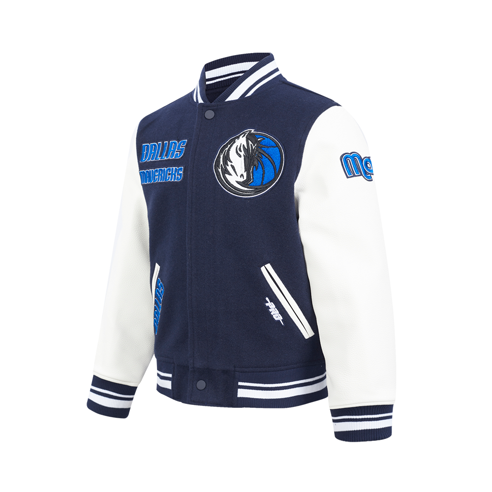 NBA DALLAS MAVERICKS RETRO CLASSIC BLOUSON COLLÉGIAL EN LAINE À BORDS CÔTELÉS POUR GARÇON JUNIOR (MARINE MINUIT/BLANC)
