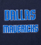 NBA DALLAS MAVERICKS RETRO CLASSIC BLOUSON COLLÉGIAL EN LAINE À BORDS CÔTELÉS POUR GARÇON JUNIOR (MARINE MINUIT/BLANC)