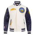 NBA DENVER NUGGETS RETRO CLASSIC BLOUSON COLLÉGIAL EN LAINE À BORDS CÔTELÉS POUR HOMME (COQUILLE D'ŒUF/MARINE MINUIT)