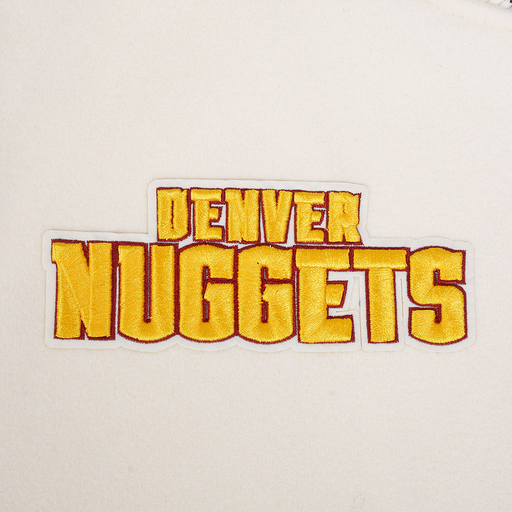 NBA DENVER NUGGETS RETRO CLASSIC BLOUSON COLLÉGIAL EN LAINE À BORDS CÔTELÉS POUR HOMME (COQUILLE D'ŒUF/MARINE MINUIT)