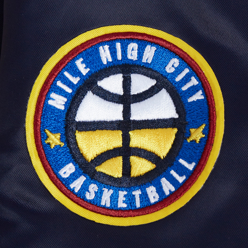 NBA DENVER NUGGETS CLASSIC BLOUSON EN SATIN POUR FEMME (MARINE MINUIT)