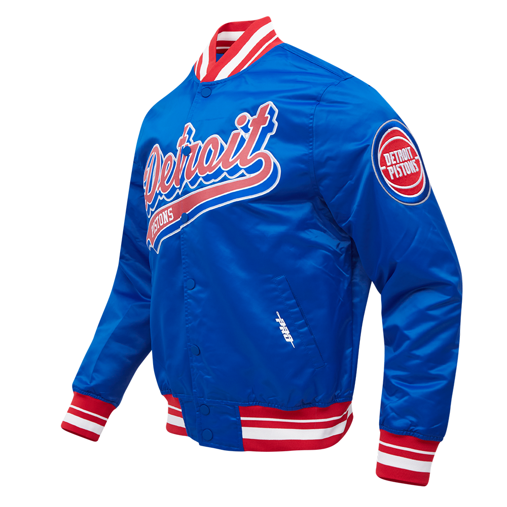NBA DETROIT PISTONS SCRIPT TAIL BLOUSON EN SATIN POUR HOMME (BLEU ROYAL/ROUGE)