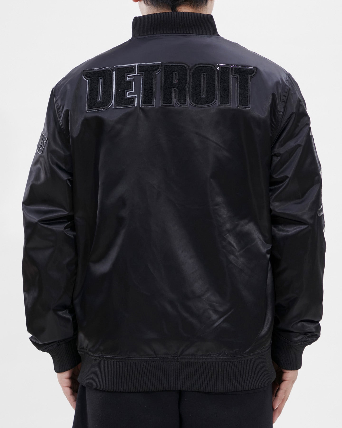 NBA DETROIT PISTONS TRIPLE BLACK MEN'S SATIN JACKET (TRIPLE BLACK)