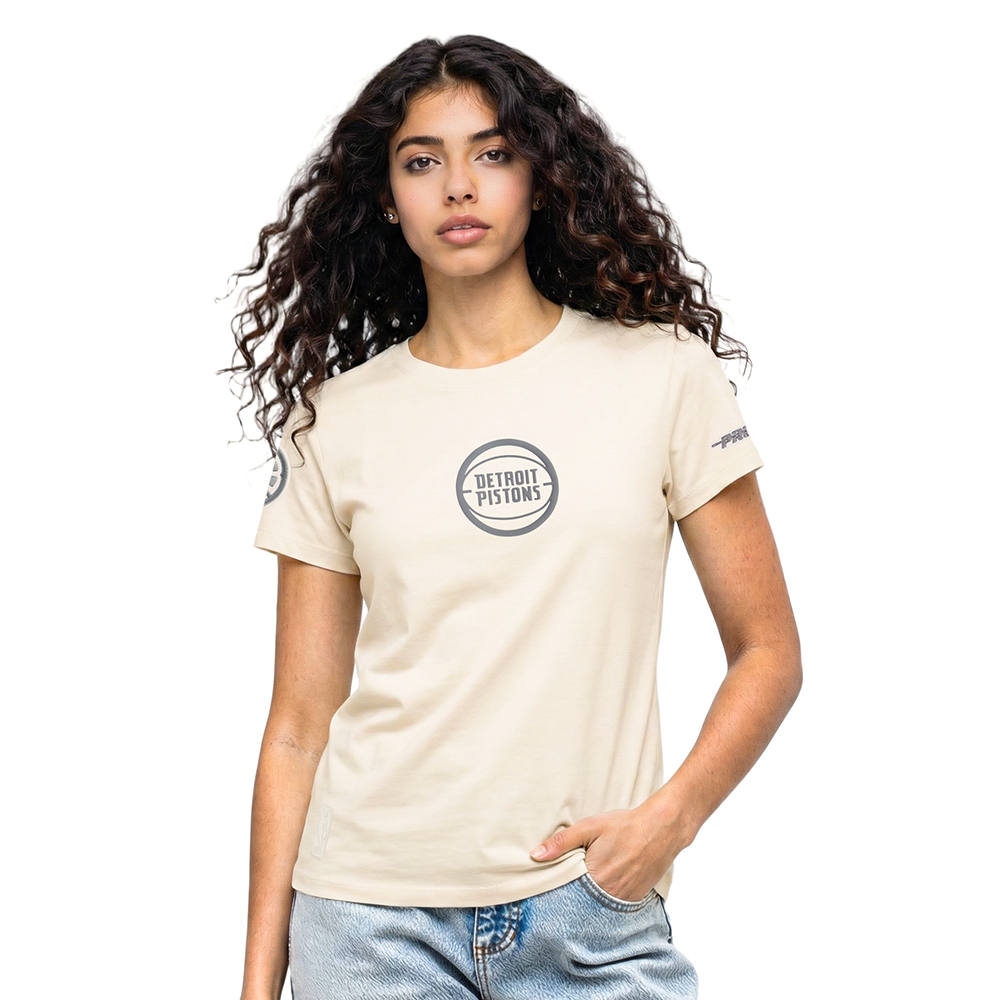 NBA DETROIT PISTONS STREET TEAM WOMEN'S SJ SLIM FIT TEE (EGGSHELL)