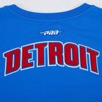 NBA DETROIT PISTONS CLASSIC CHENILLE WOMEN'S SJ BOXY TEE (ROYAL BLUE)