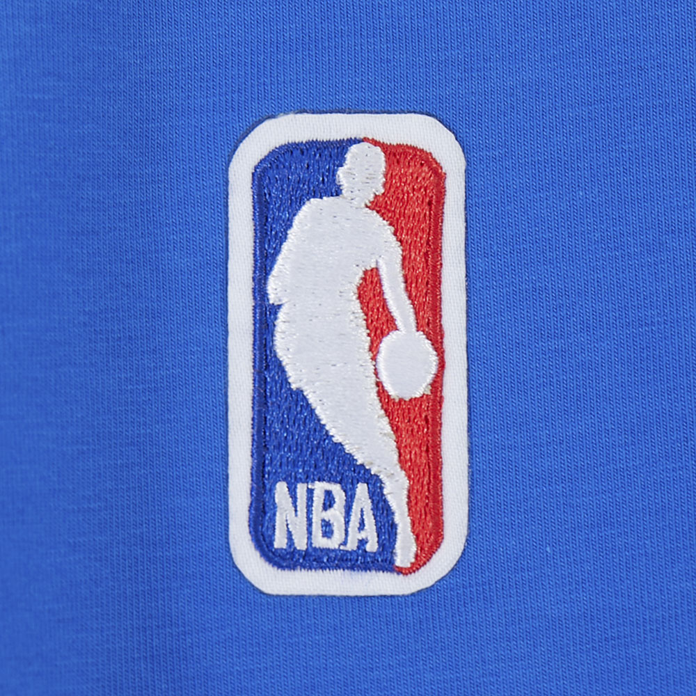 NBA DETROIT PISTONS CLASSIC CHENILLE WOMEN'S SJ BOXY TEE (ROYAL BLUE)