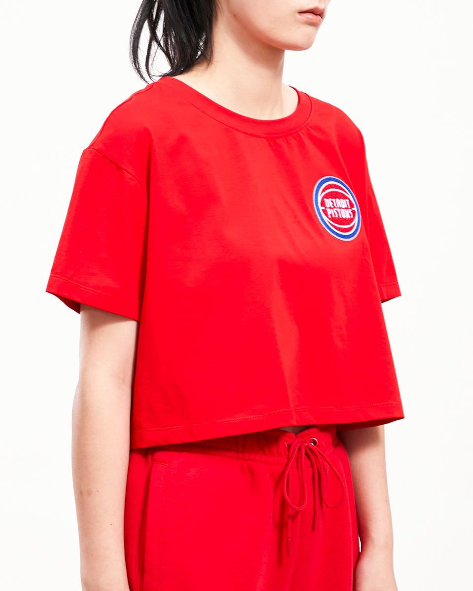 T-shirt boxy classique NBA Detroit Pistons pour femme (rouge)