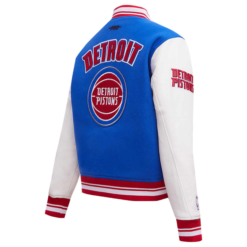 NBA DETROIT PISTONS RETRO CLASSIC BLOUSON COLLÉGIAL EN LAINE À BORDS CÔTELÉS POUR FEMME (BLEU ROYAL/ROUGE)