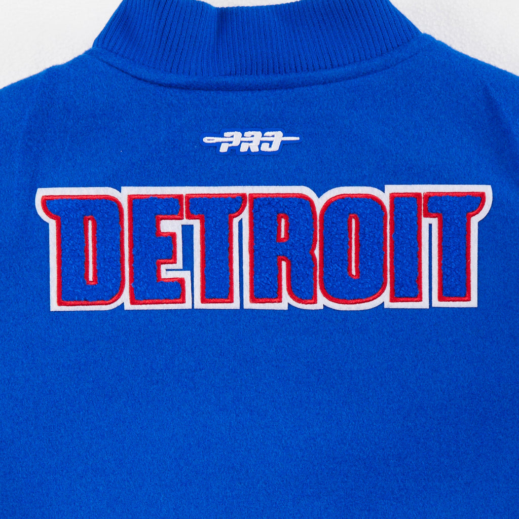 NBA DETROIT PISTONS CLASSIC BLOUSON COLLÉGIAL EN LAINE POUR GARÇON ENFANT (BLEU ROYAL/BLANC)