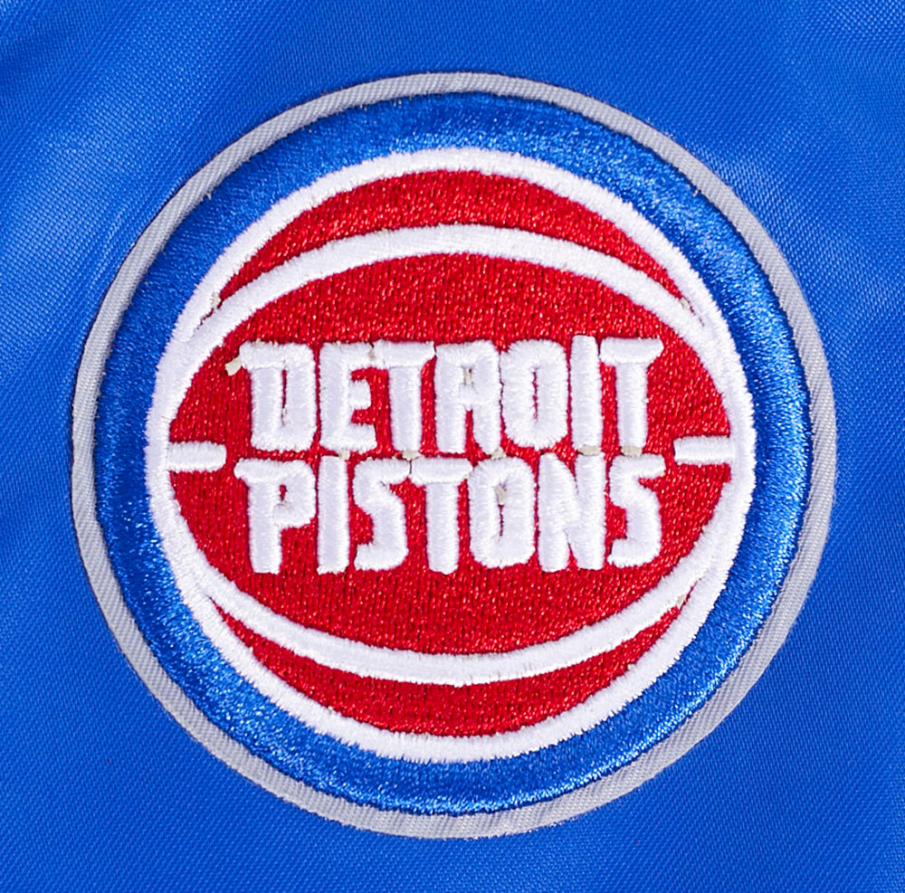 NBA DETROIT PISTONS SCRIPT TAIL WOMEN'S SATIN JACKET (ROYAL BLUE)