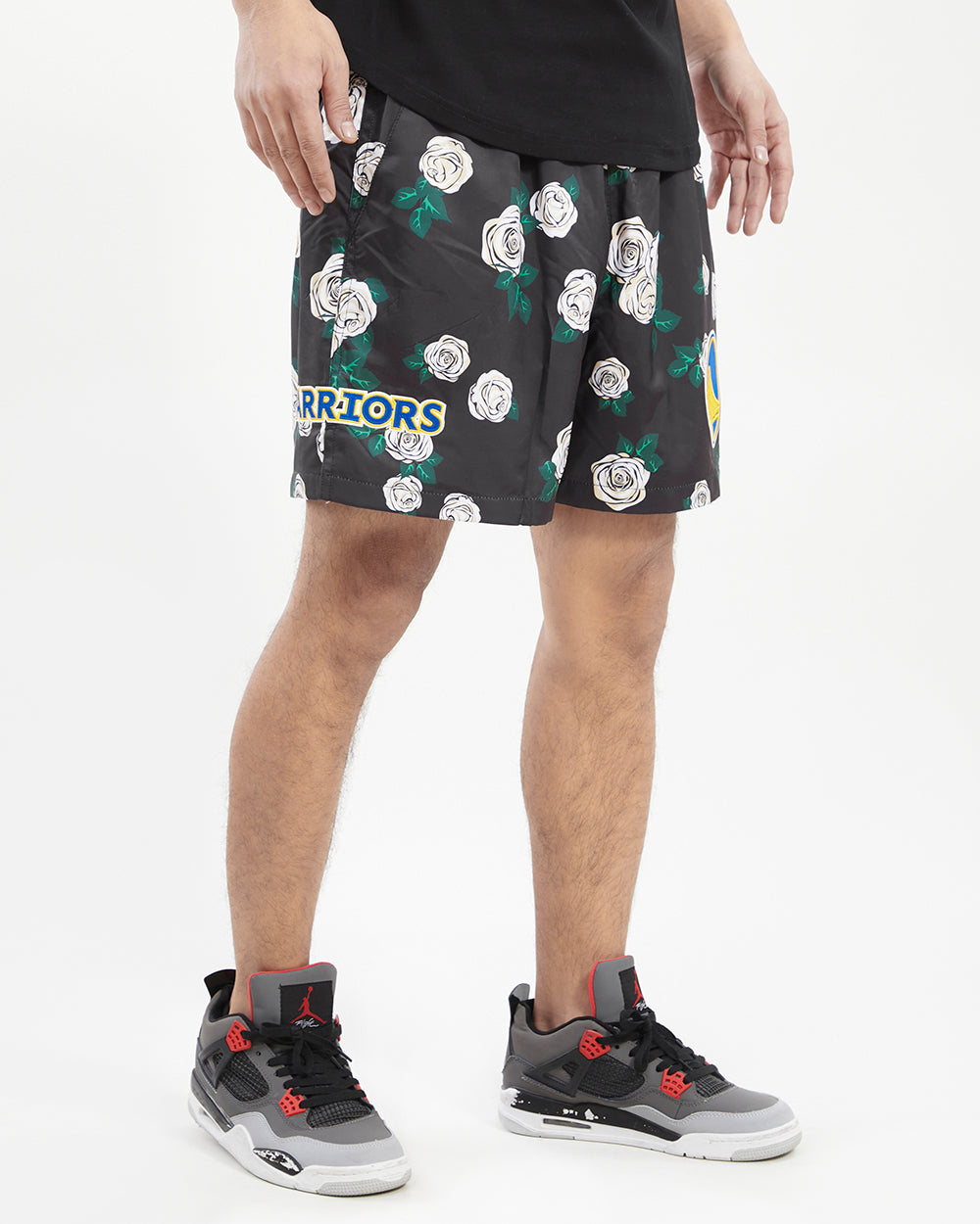NBA GOLDEN STATE WARRIORS ROSES AOP MEN'S WOVEN SHORT (BLACK/MULTI)