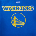 NBA GOLDEN STATE WARRIORS CLASSIC STUDIO BLOUSON COLLÉGIAL POUR GARÇON JUNIOR (BLEU ROYAL/BLANC)