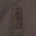 NBA GOLDEN STATE WARRIORS NEUTRAL CROPPED WOMEN'S PULLOVER HOODIE (DARK TAUPE)
