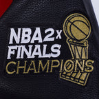 NBA HOUSTON ROCKETS RETRO CLASSIC BLOUSON COLLÉGIAL EN LAINE À BORDS CÔTELÉS POUR FEMME (ROUGE/NOIR)