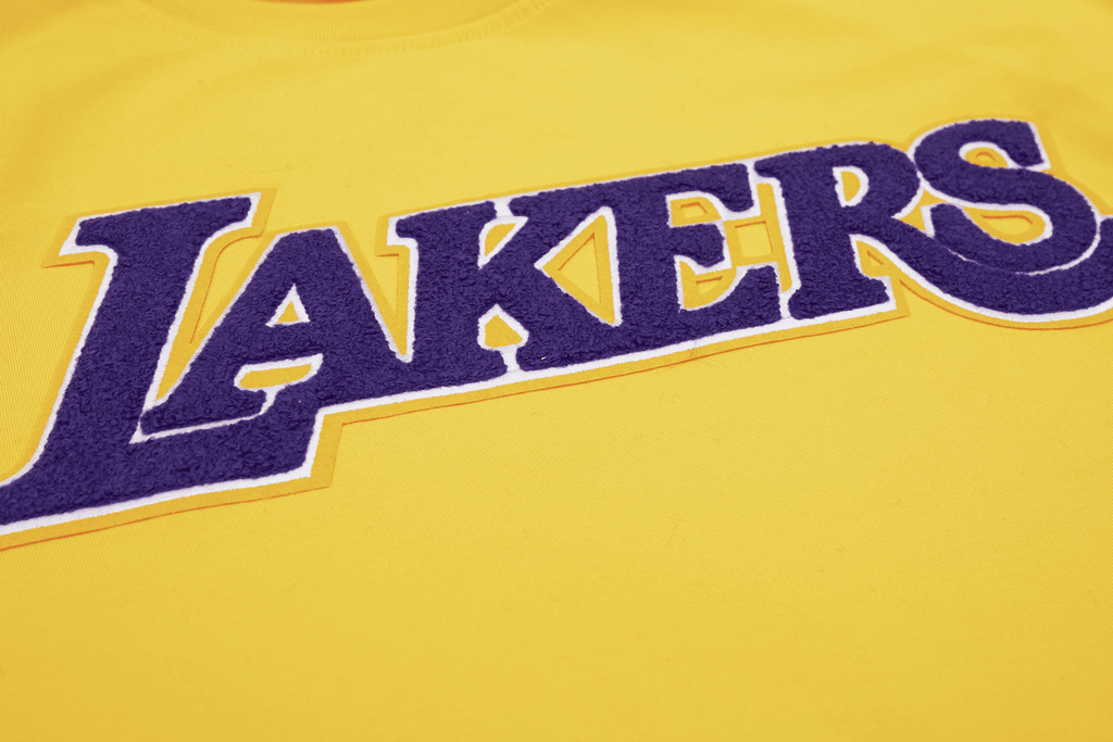 NBA LOS ANGELES LAKERS CLASSIC CHENILLE MEN'S TEE (YELLOW)