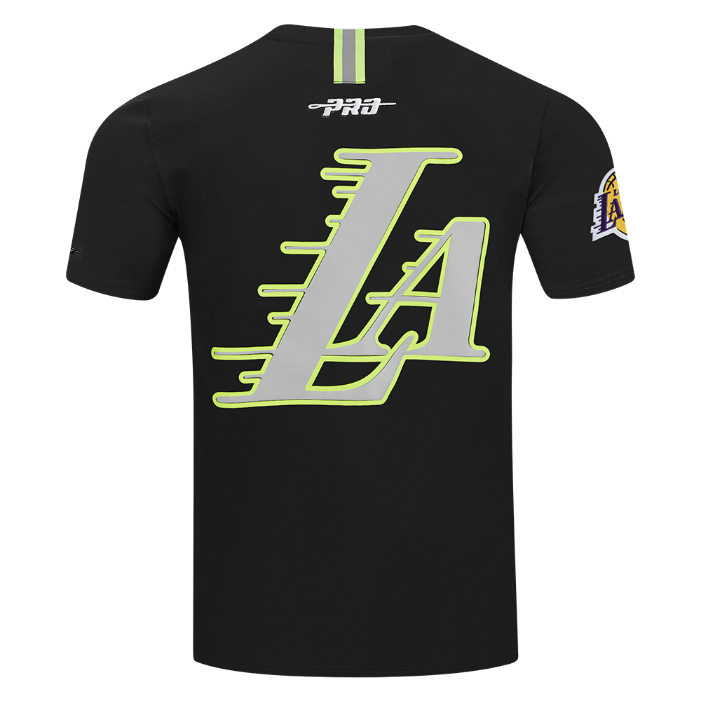 NBA LOS ANGELES LAKERS UNDER THE LIGHTS MEN'S SINGLE JERSEY TEE (BLACK)